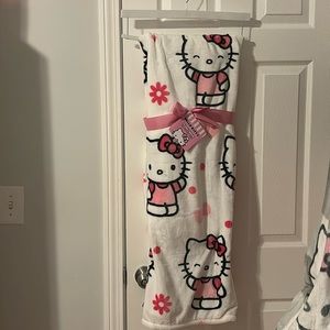 Hello kitty plush throw
